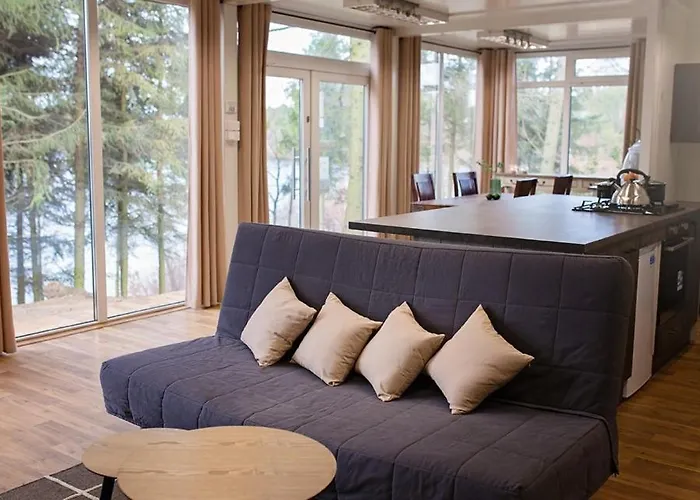 Zakatek Nad Jeziorem בית נופש